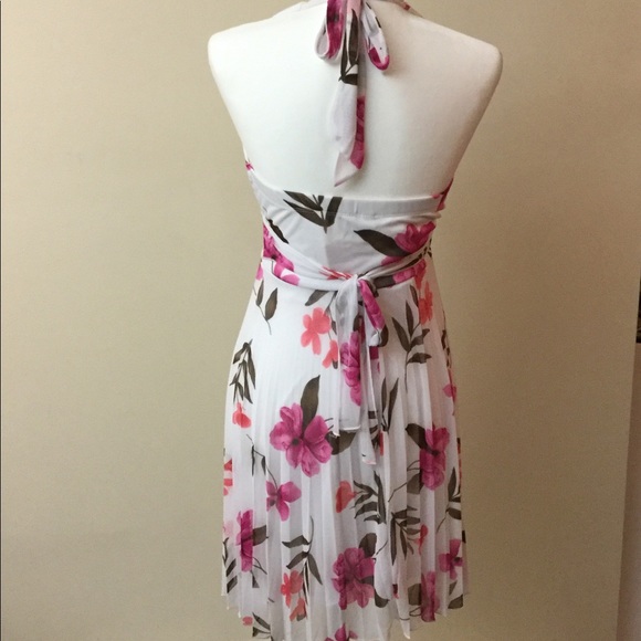 Summer Halter Dress - Picture 2 of 7